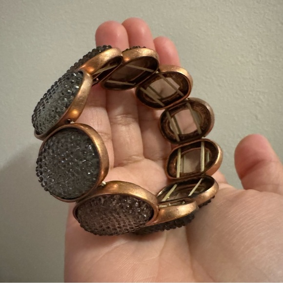 ⚜️3 for $30⚜️ Rose Gold Tone Stretch Bracelet (Vintage, Retro, Acrylic) - Picture 8 of 13